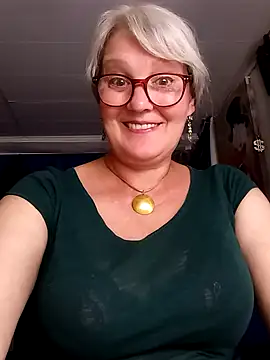 irinamauxn Live chat-huone