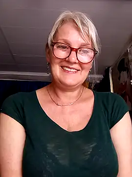Chat soba uživo modela irinamaux