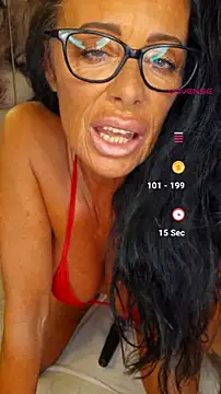 Misses-Cougar Adlı Modelin Canlı Sohbet Odası