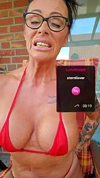 Chat ao vivo de Misses-Cougar