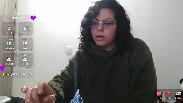 Anne_purple's Live Chat Room