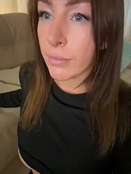 Chat soba uživo modela ChristinaSiemone