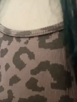 Laura_martin_ Live chatroom