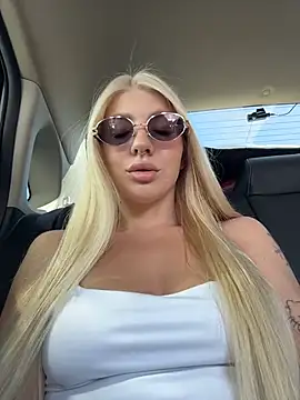Show sexual ao vivo de NewLale