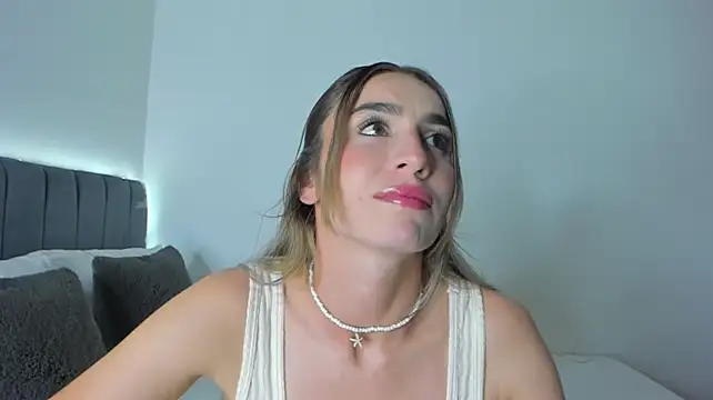 دردشة im_sarah34 الجنسية المباشرة