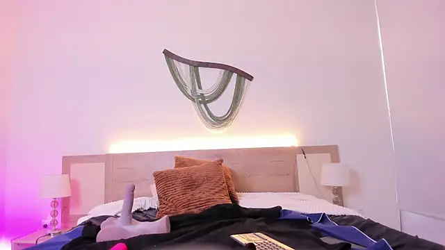 ada_mclaine – Naživo chatovacia miestnosť