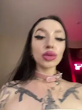 Molly__Moon's Live Chat Room