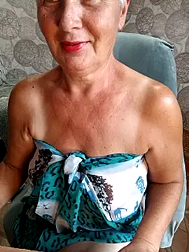 NicoleOlla Show di sesso, in cam, in diretta