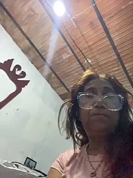 Živá chatovací místnost SWEET_LOVER01