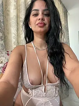 _adelle Cameră chat live