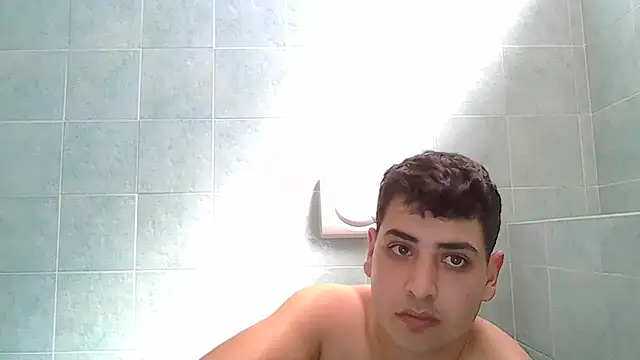 חדר צ'אט בשידור חי של claudio20031