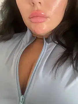 magical_mia чат на живо