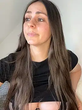 Loella-Rosen Live chat-huone