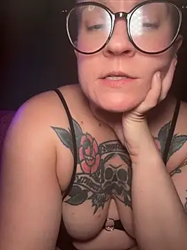 Sala de chat en directo de quinnmariexo