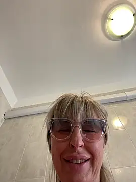 GaiaFerrari Live chatroom