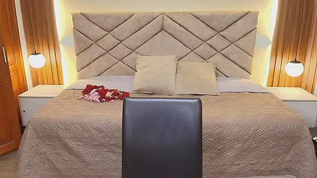 Raquel_jones чат на живо