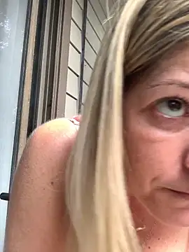 NikkiBlisssn Live chat-huone