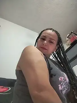 Sala de chat en directo de Natasha_miilf
