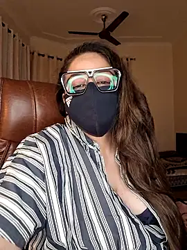 Živá chatovací místnost SEXY-Sardarni