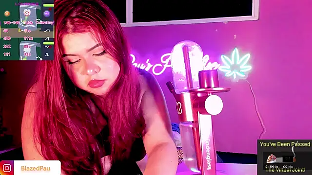 BlazedPauX Adlı Modelin Canlı Sohbet Odası