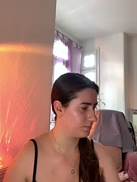 Živá chatovací místnost INELIKA