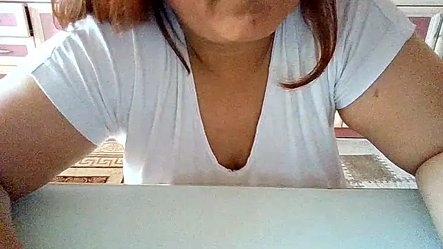 Chat soba uživo modela SUHEYLA_