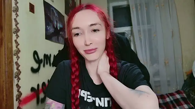 Roxy_Silver's Live Chat Room