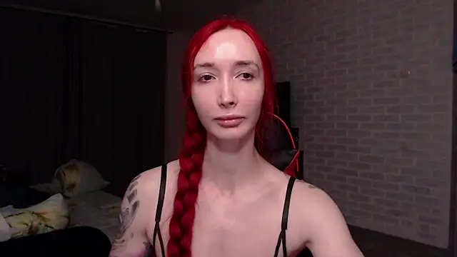 Pokój czatu na żywo – Roxy_Silver