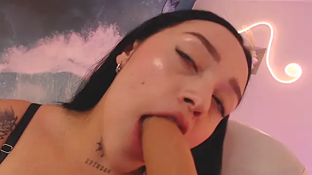 Pokój czatu na żywo – ViolettaHotLatin_