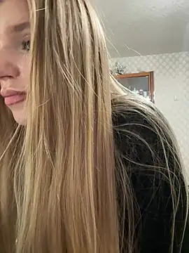 Živá chatovací místnost adel_secret