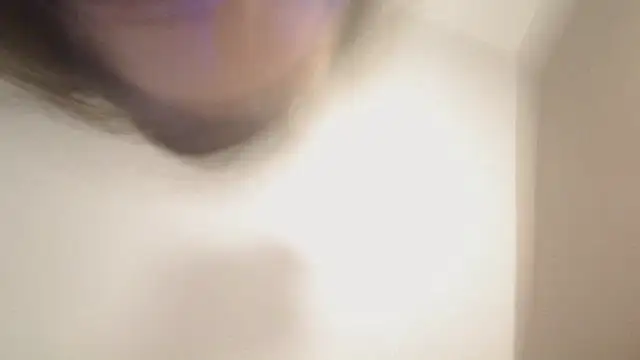 Ireallysquirt: δωμάτιο απευθείας συνομιλίας