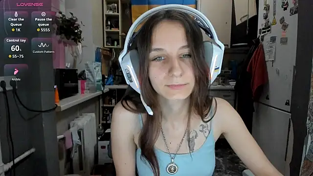חדר צ'אט בשידור חי של _Nika_Kik