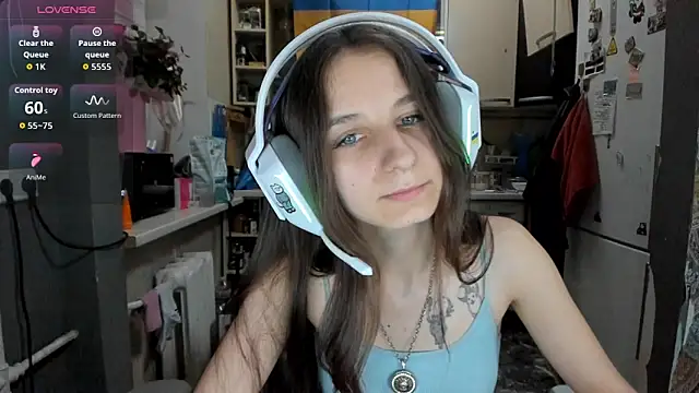 חדר צ'אט בשידור חי של _Nika_Kik