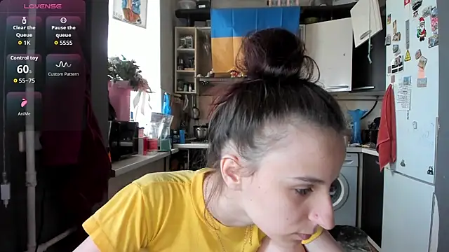_Nika_Kik's Live Chat Room
