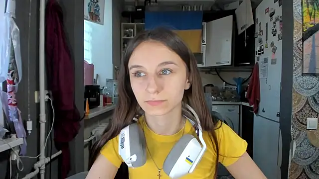 _Nika_Kik Adlı Modelin Canlı Sohbet Odası