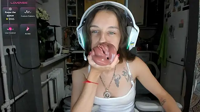 _Nika_Kik Live Chatrum