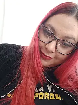 Blair_Elliss Adlı Modelin Canlı Sohbet Odası
