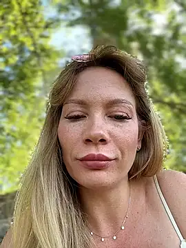 LavenderHot Live chatroom