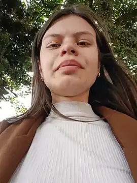 Sala de chat ao vivo de _Isabella-7