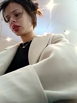 غرفة دردشة _Isabella-7 المباشرة