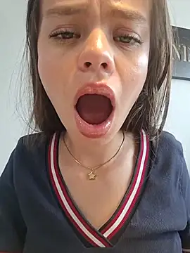 Phòng Chat Trực Tiếp _Isabella-7