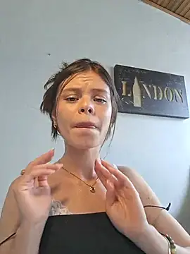 Phòng Chat Trực Tiếp _Isabella-7