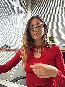 חדר צ'אט בשידור חי של lucie_mehott