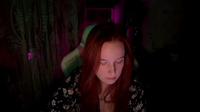 pearl_princess_'s Live Chat Room