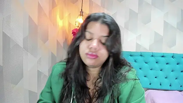 LindaBreeS – live chatrum