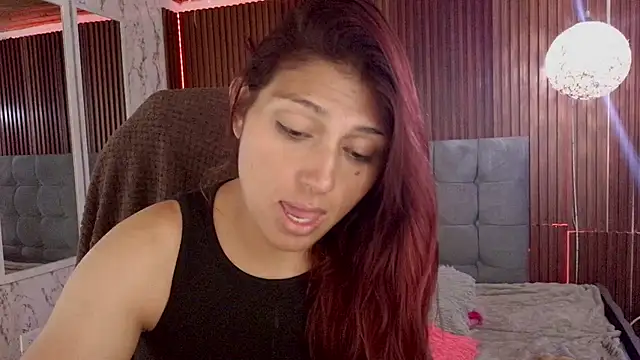 elena_detroya লাইভ চ্যাট রুম
