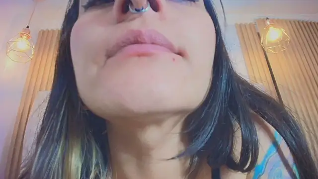 Naughty_Kittenm Cameră chat live