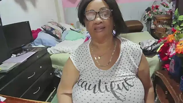 Mrs_mommy_ Live Chatraum