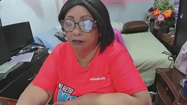 Mrs_mommy_ élő chatszobája