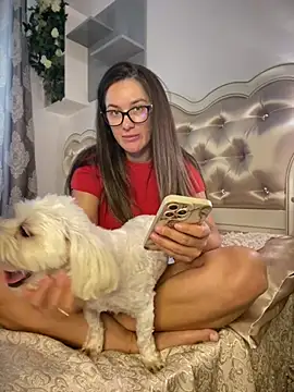 HotXMom_'s Live Chat Room